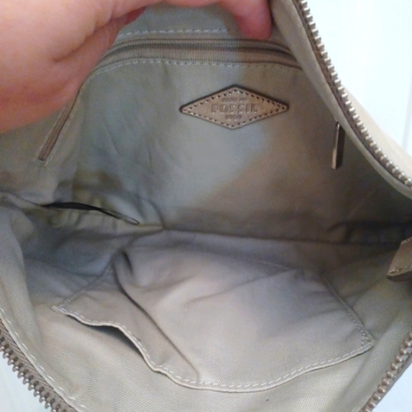 Fossil 💫 Goat Hide Leather Crossbody Bag EUC - Picture 3 of 5